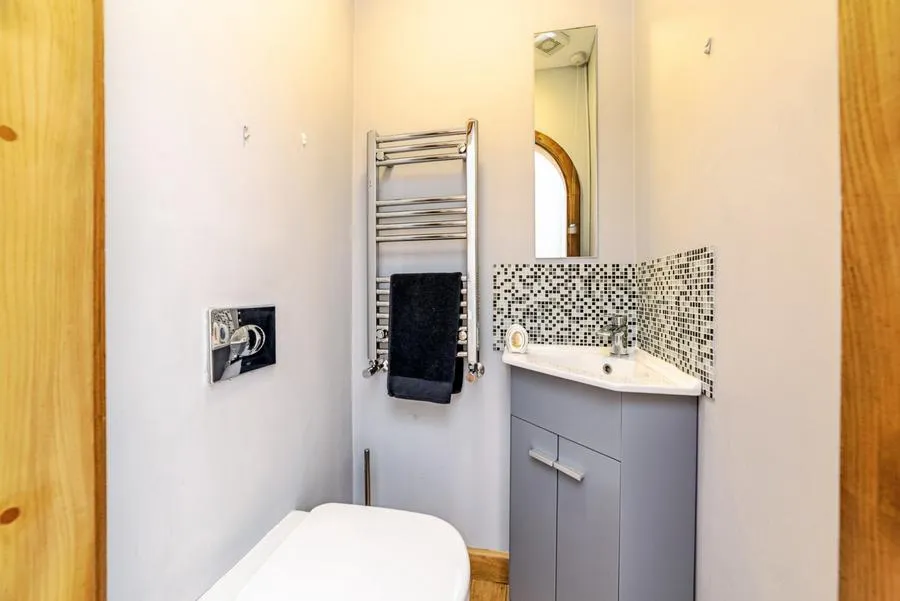 Reading Road, Henley-On-Thames, RG9, photo 33