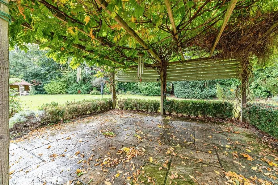 Reading Road, Henley-On-Thames, RG9, photo 40
