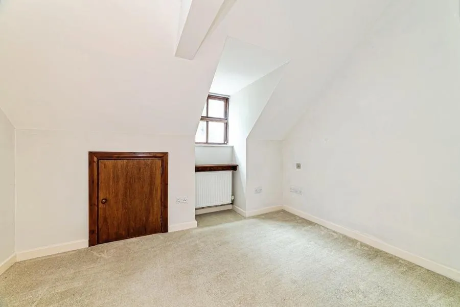 Reading Road, Henley-On-Thames, RG9, photo 36
