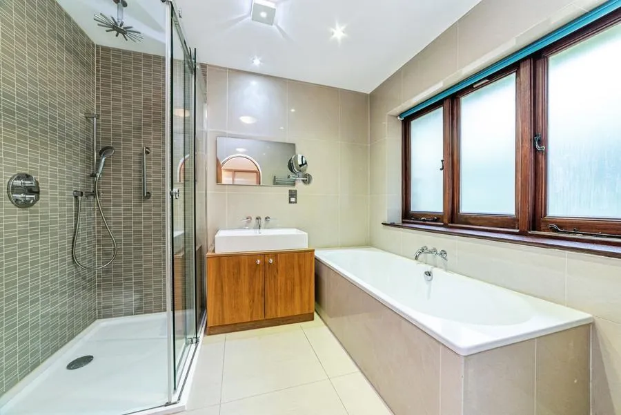 Reading Road, Henley-On-Thames, RG9, photo 23
