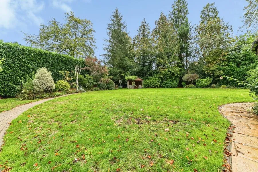 Reading Road, Henley-On-Thames, RG9, photo 41