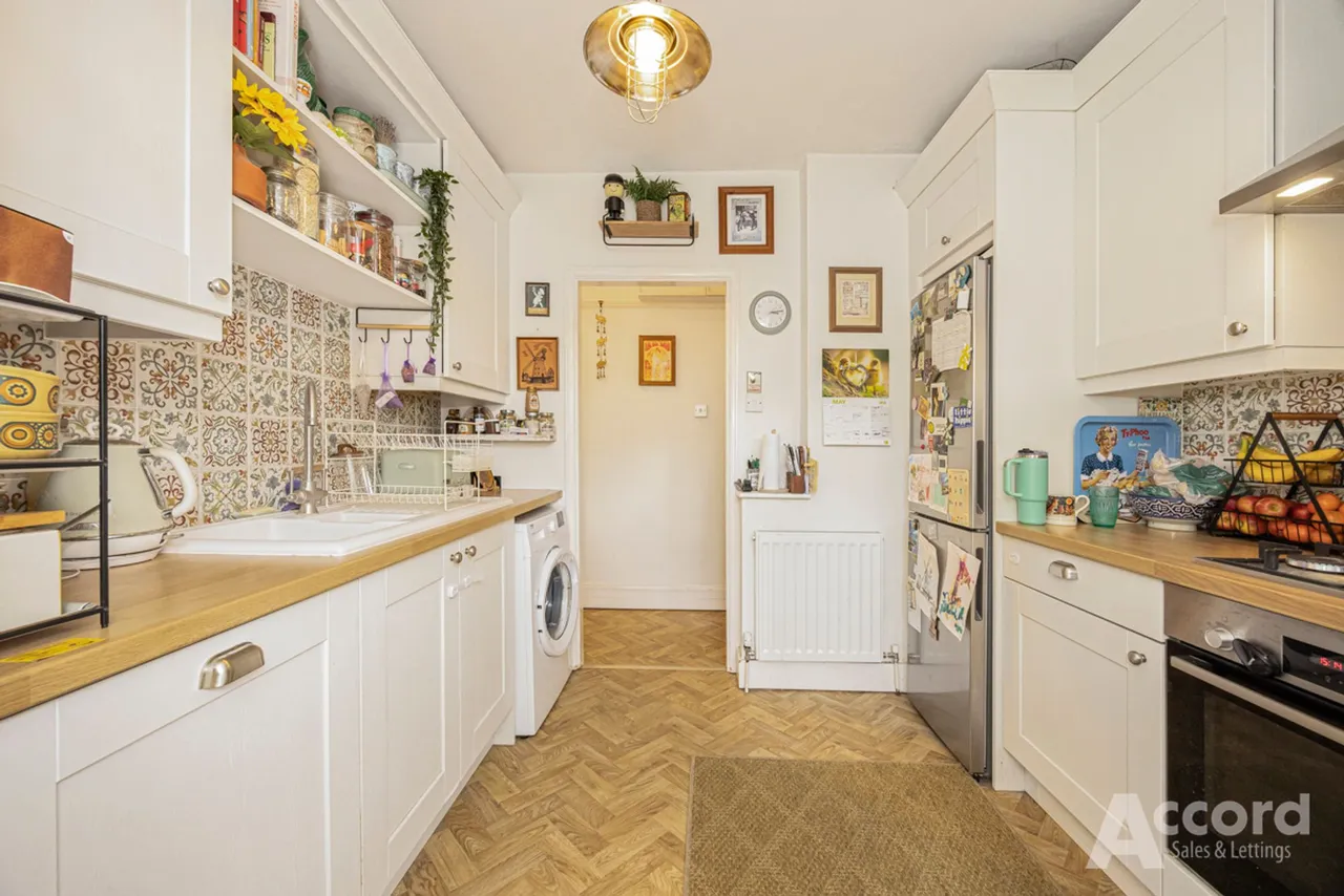 Upminster Road, Hornchurch, RM11, photo 7