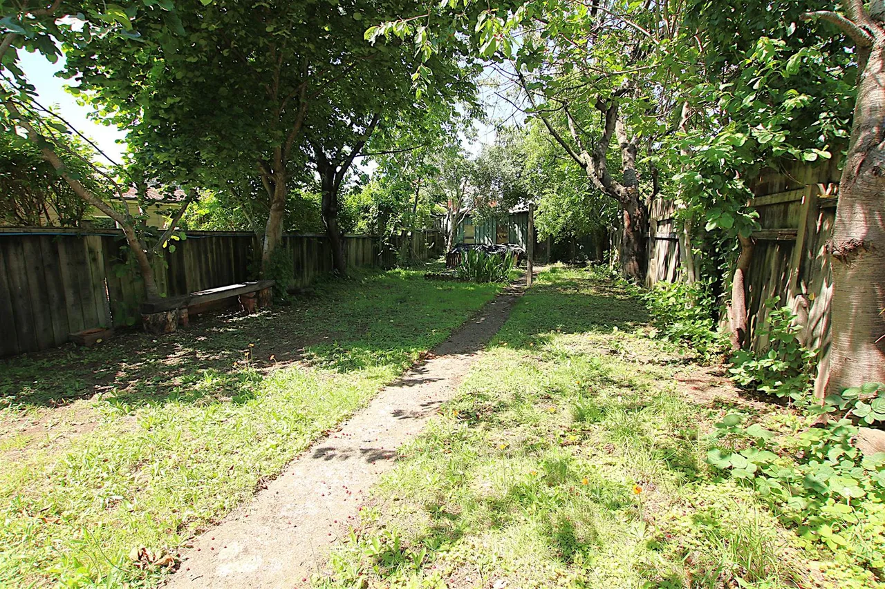 Lindsay Avenue, Abington, photo 10