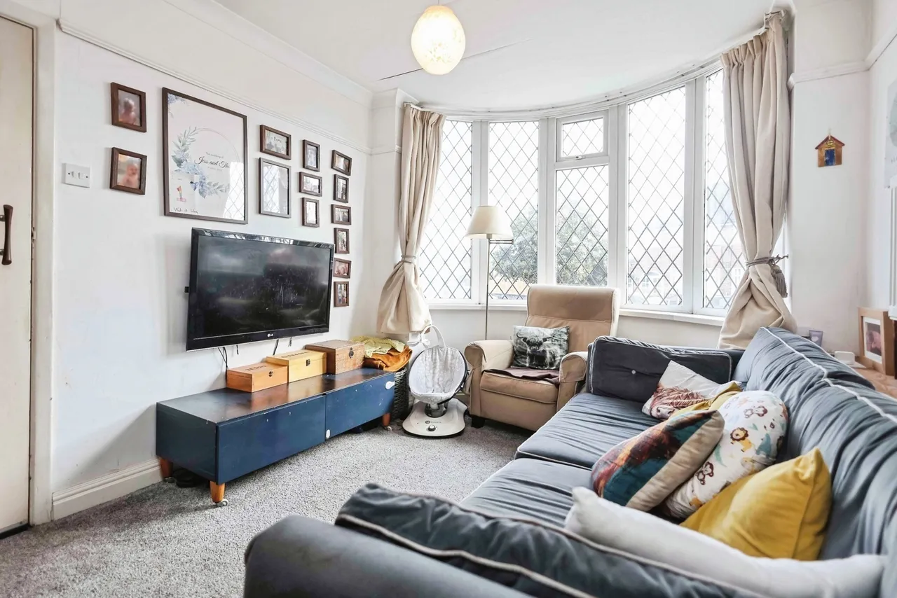Hollydale Road, Birmingham, B24, photo 2