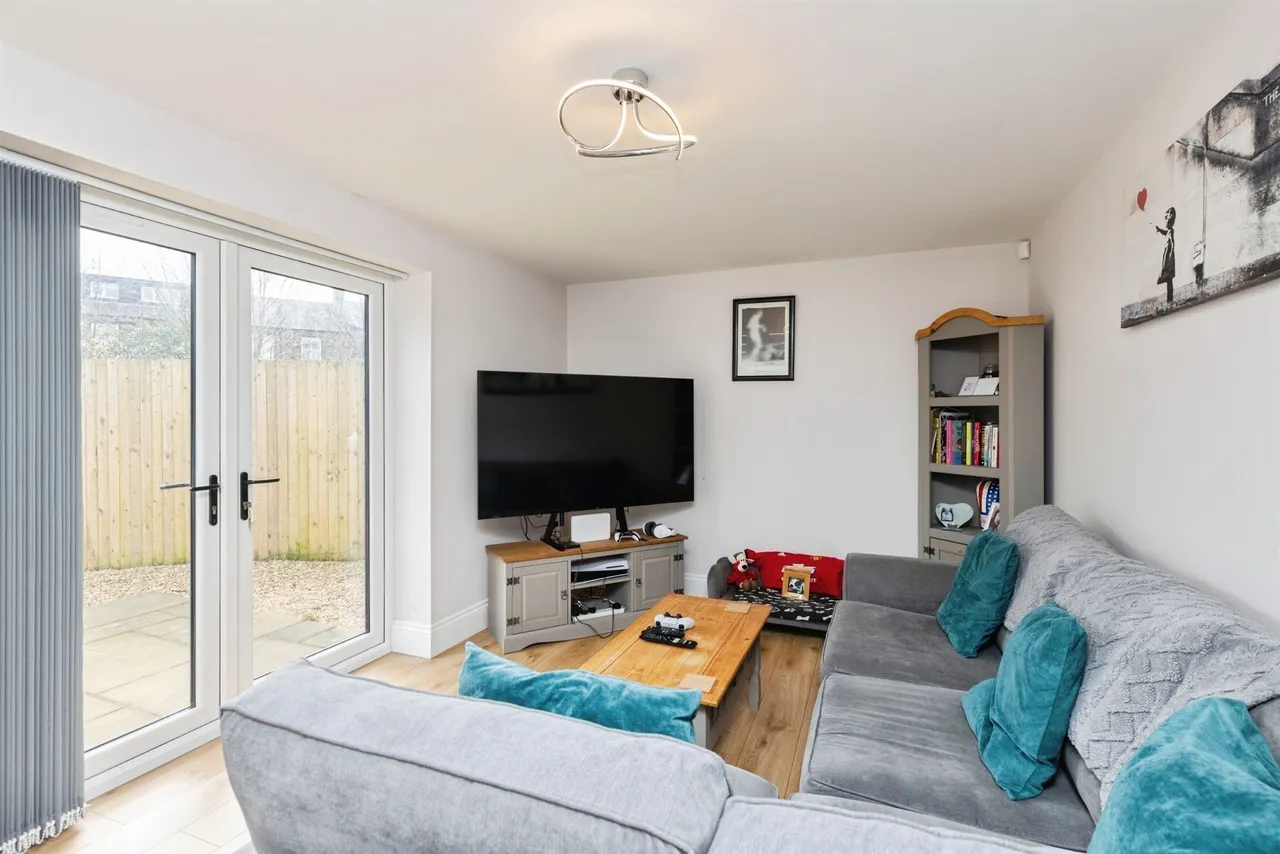 Westfield Drive, HALIFAX, photo 11