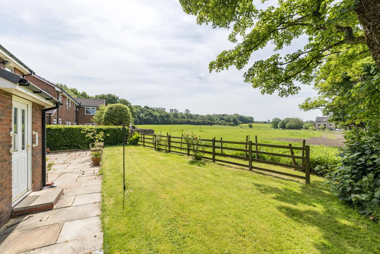 Smethurst Hall Park, Billinge, WN5, photo 19