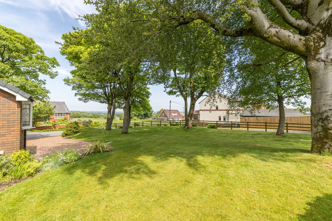 Smethurst Hall Park, Billinge, WN5, photo 28