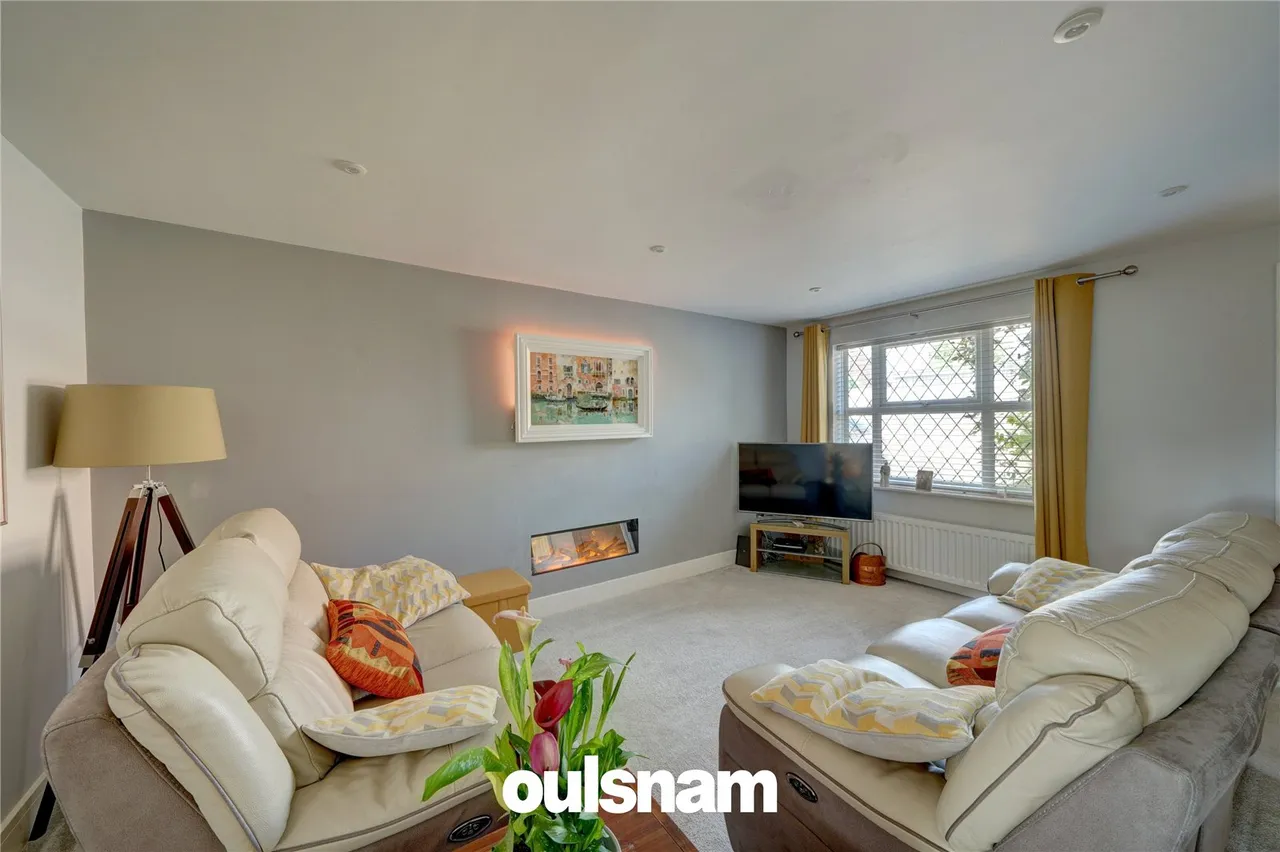 Grosvenor Close, Droitwich, WR9 7SY, photo 4