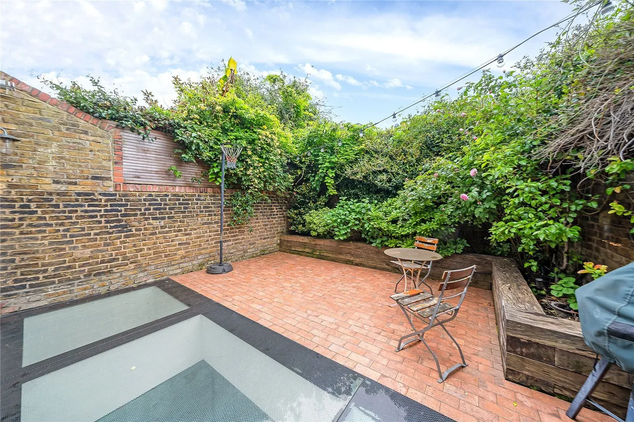 Chiddingstone Street, Peterborough Estate, Parsons Green, SW6, photo 6