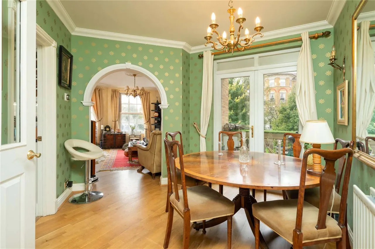 2 bed flat for sale — Southlands Drive, Wimbledon, London, SW19 5QF