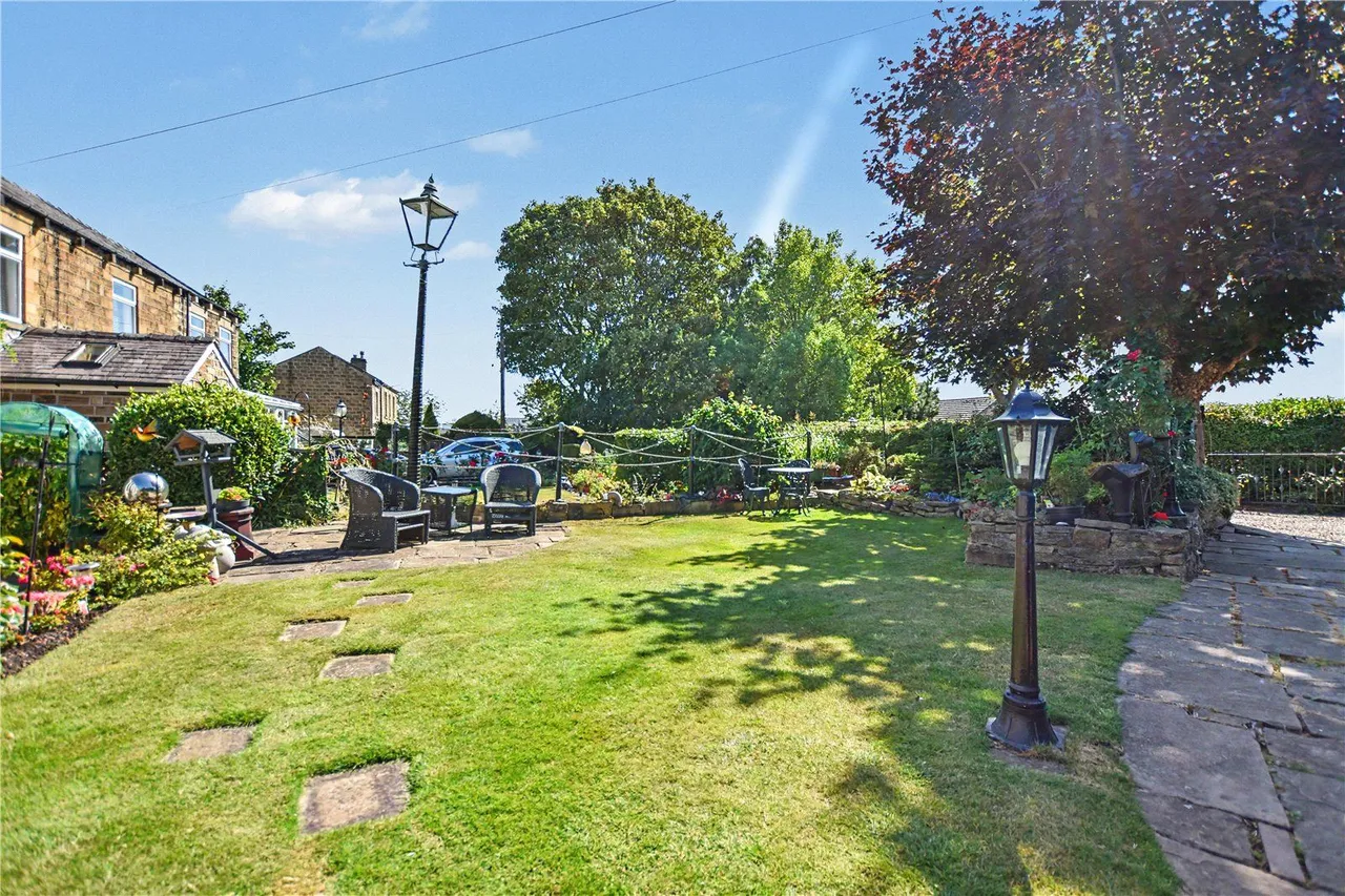 Baghill Road, Tingley, WF3, photo 15