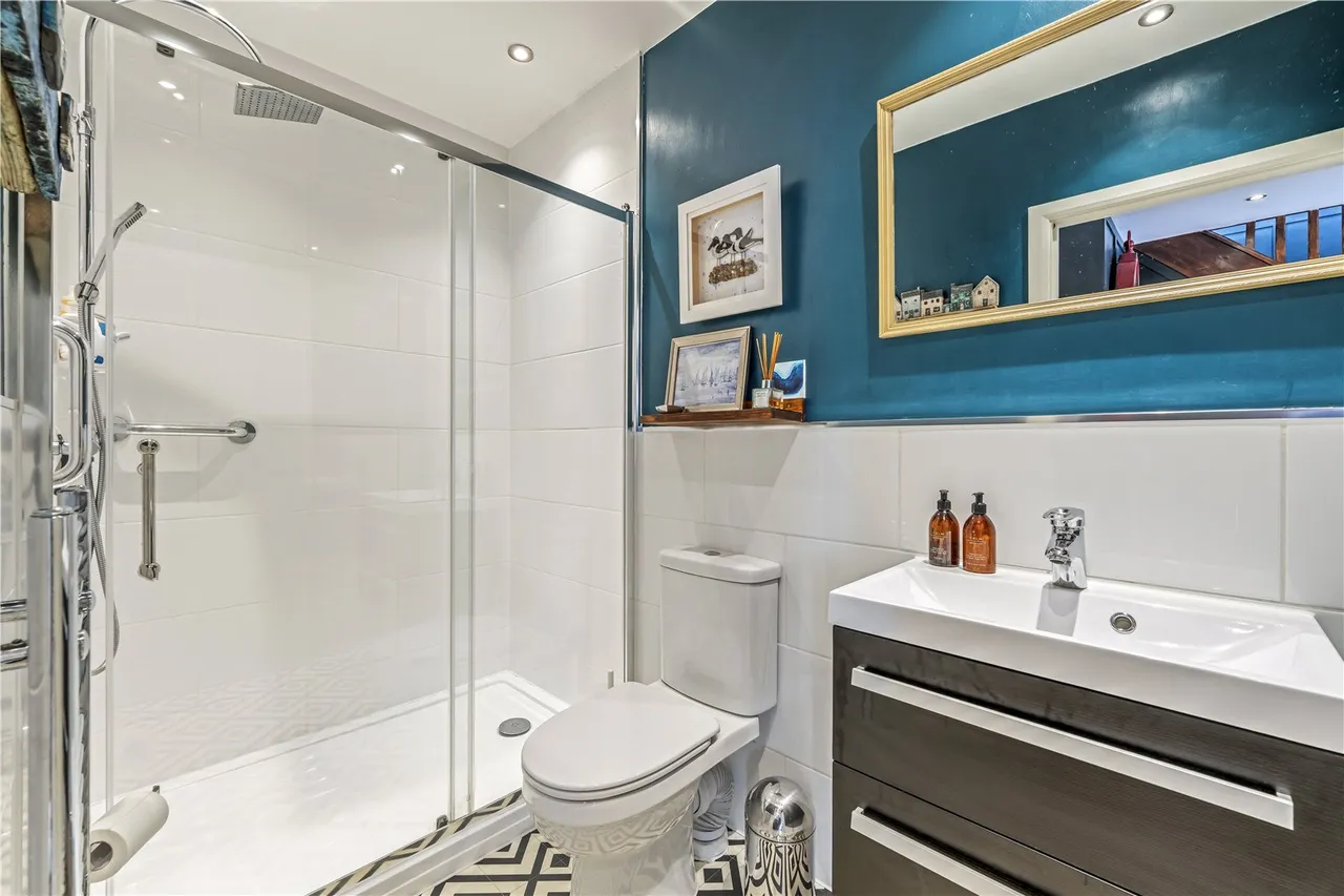 Pembridge Avenue, Twickenham, TW2 6AE, photo 14