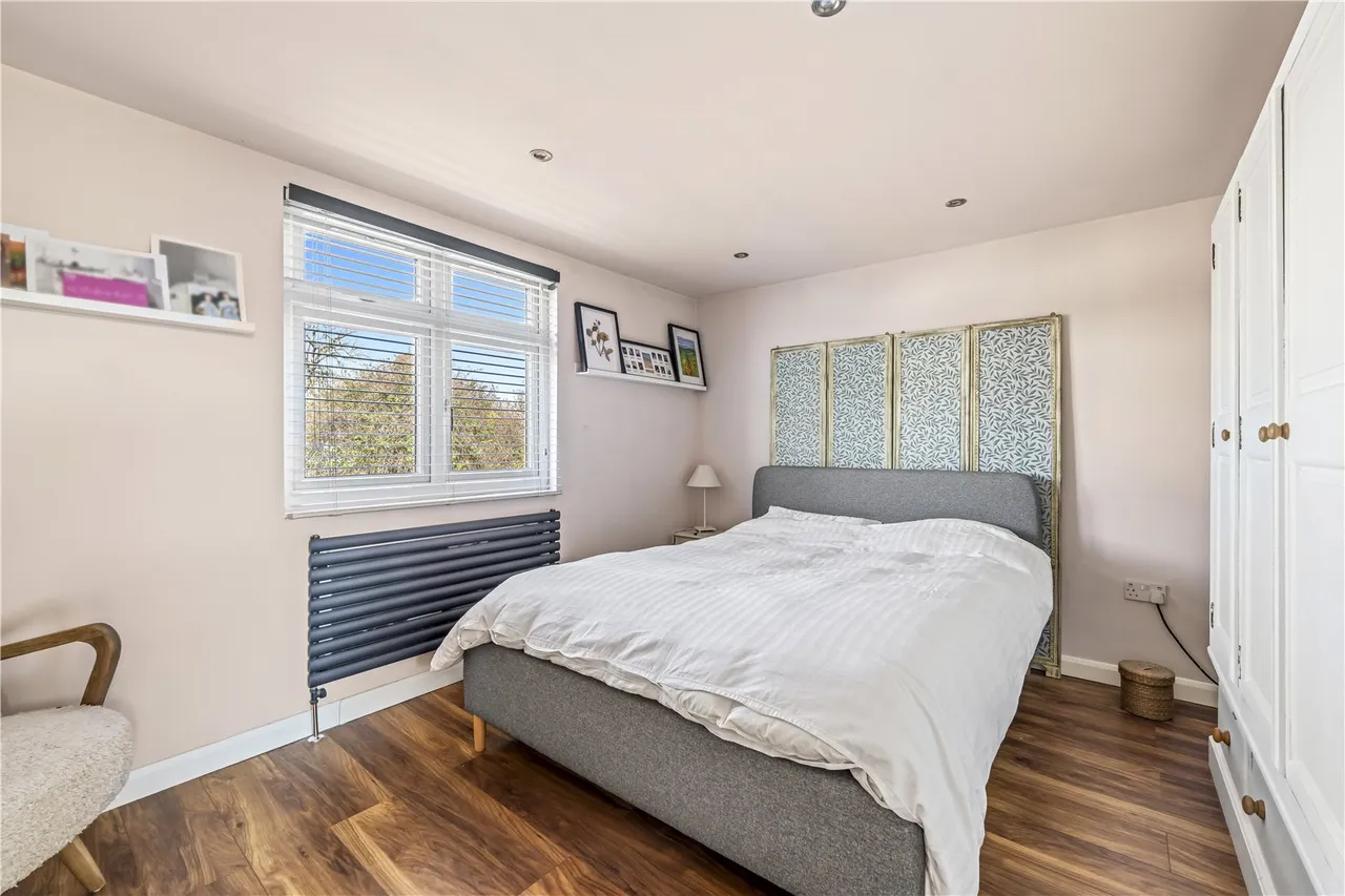 Pembridge Avenue, Twickenham, TW2 6AE, photo 11