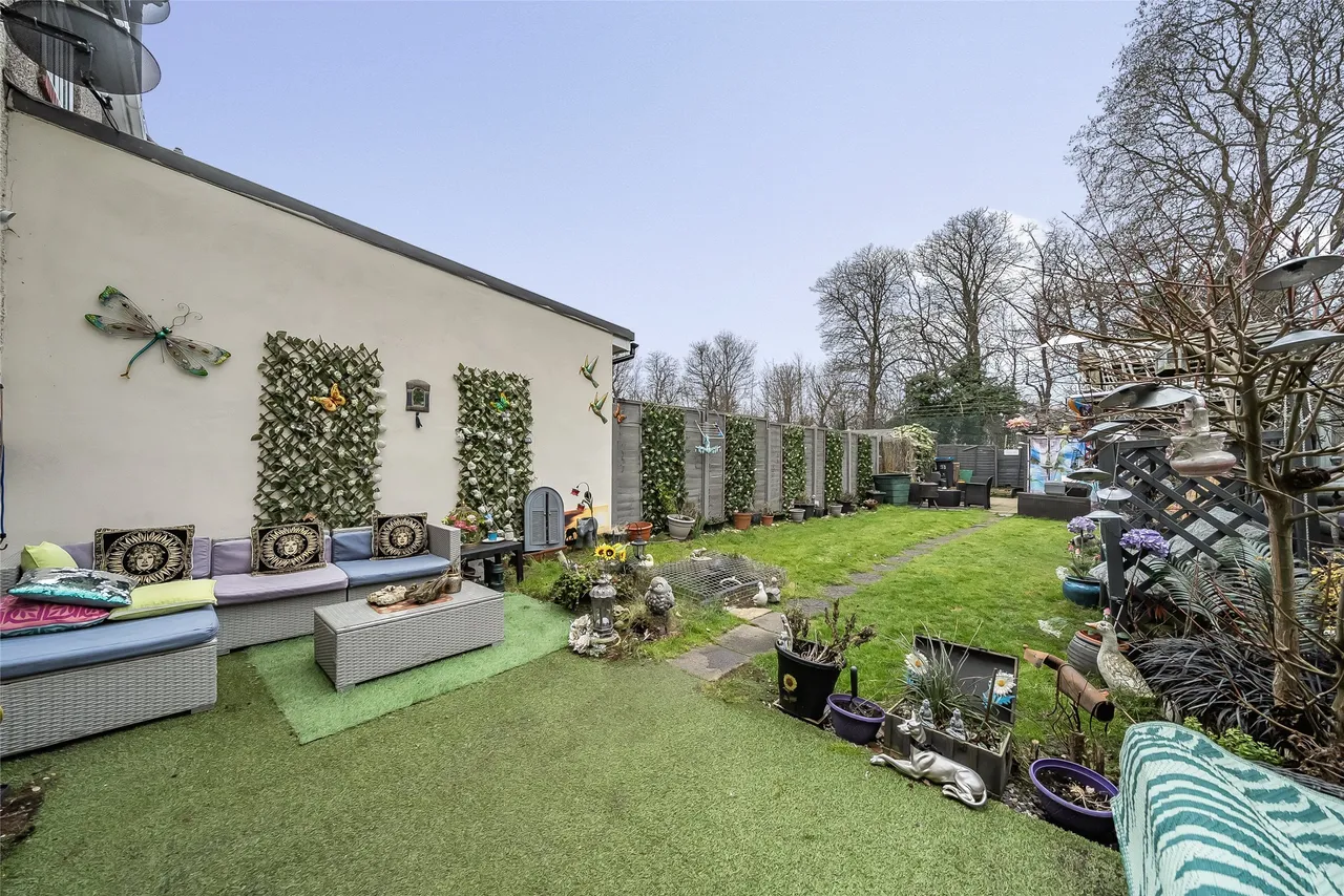 New Close, London, SW19 2SZ, photo 10
