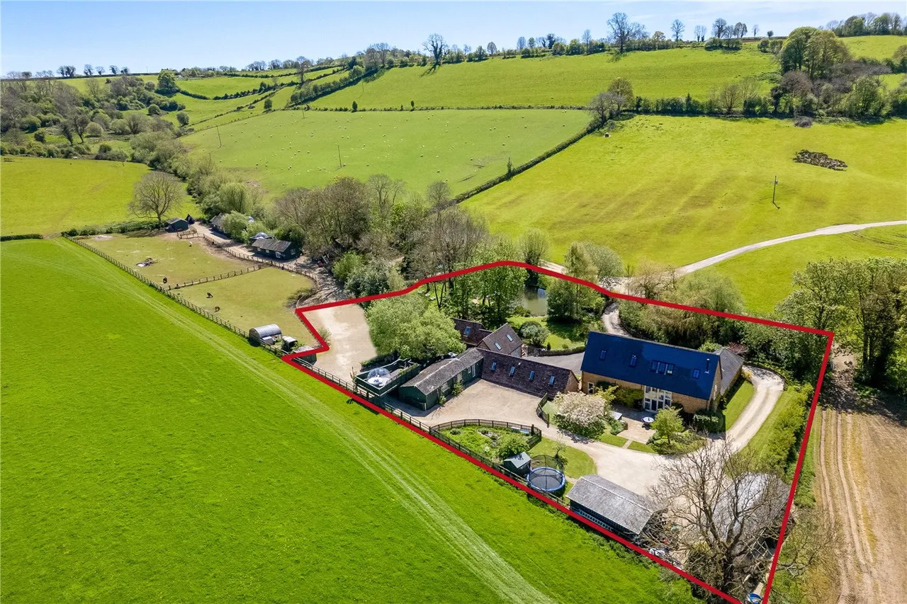 10 bed house for sale, Shenington Road, Upper Tysoe, CV35