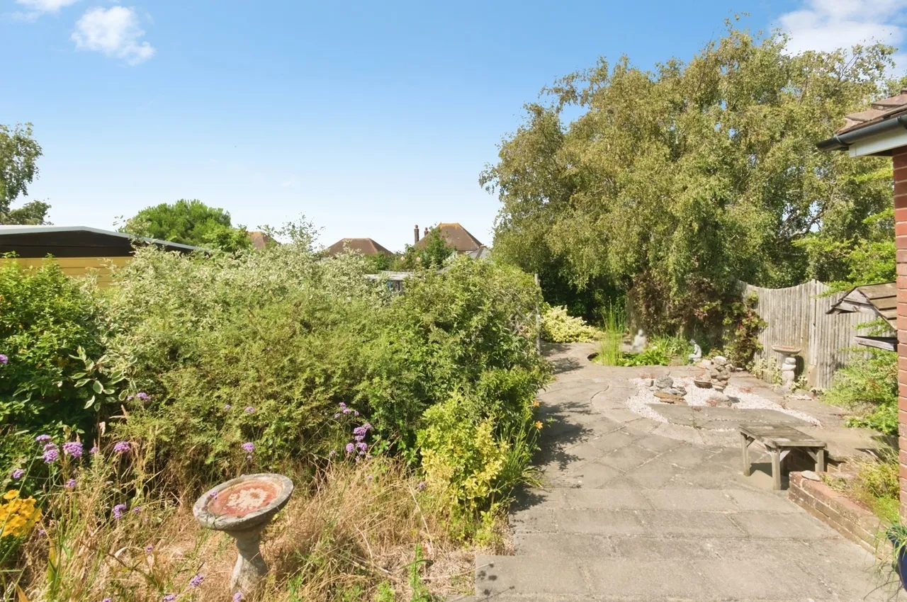 Meadows Road, Eastbourne, BN22, photo 19