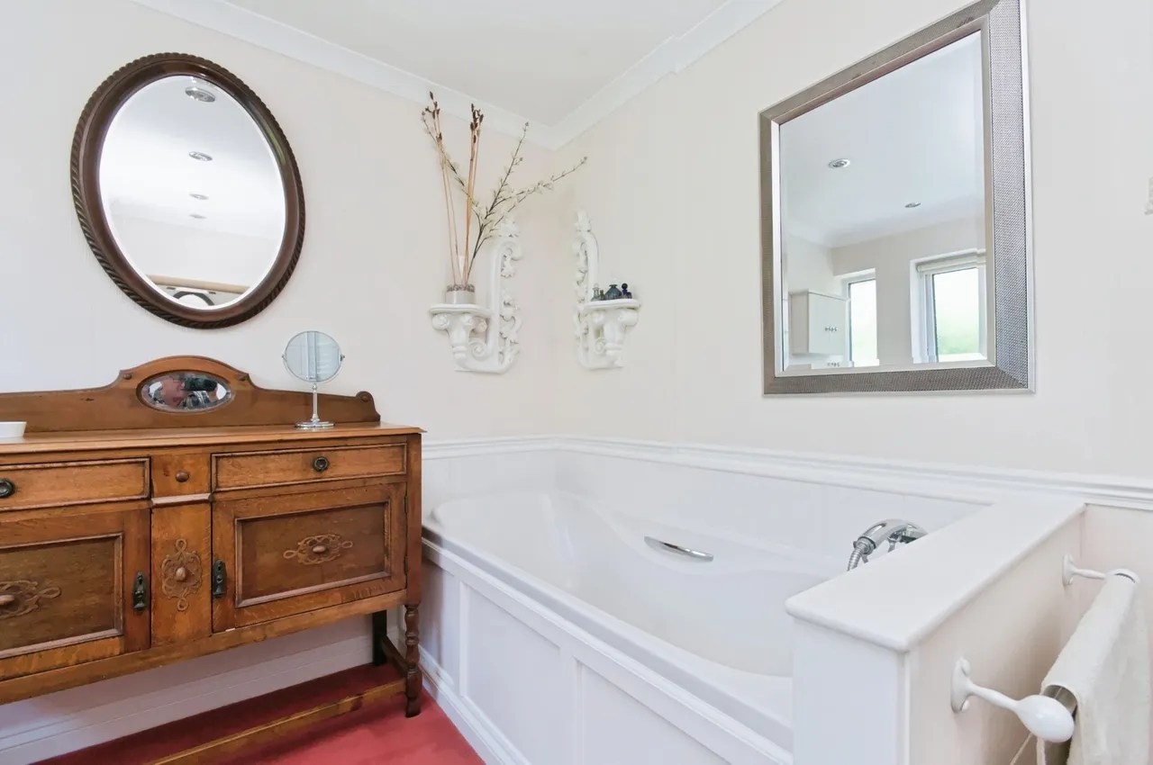 Meadows Road, Eastbourne, BN22, photo 13