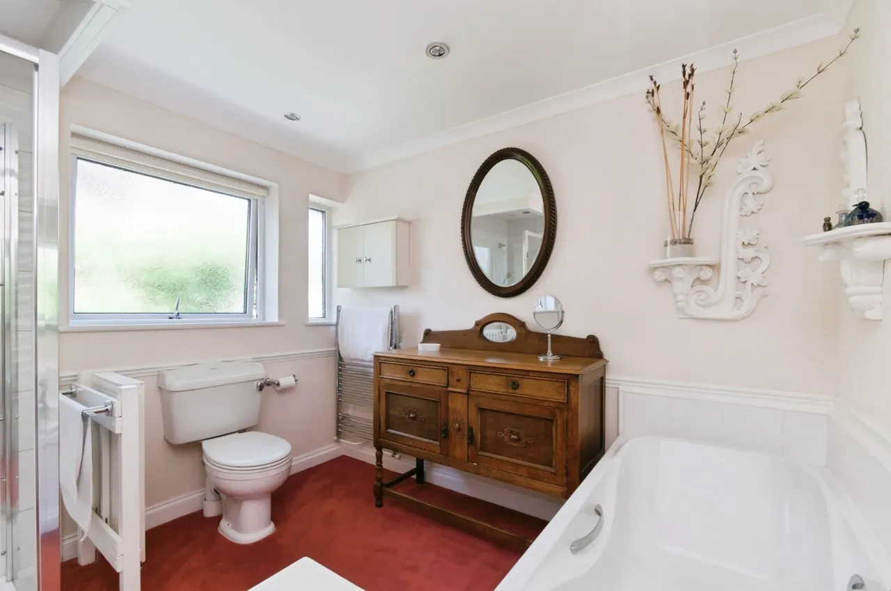 Meadows Road, Eastbourne, BN22, photo 10