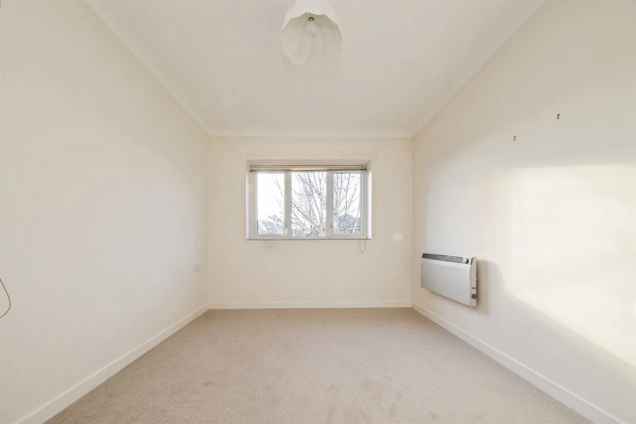 Weavers Court, Sudbury, photo 9