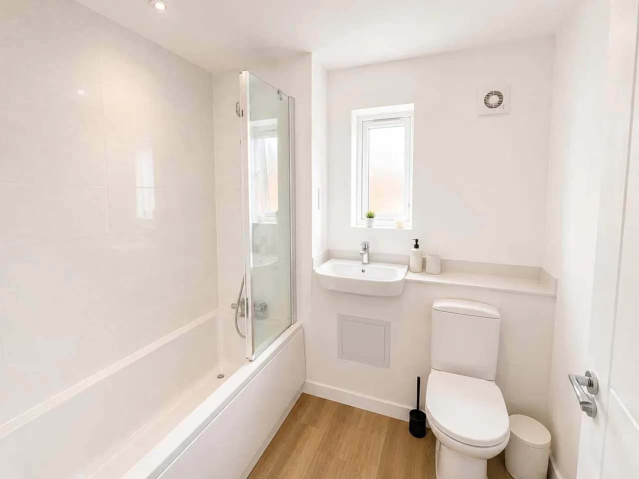 Priestley Drive, MK4, photo 9