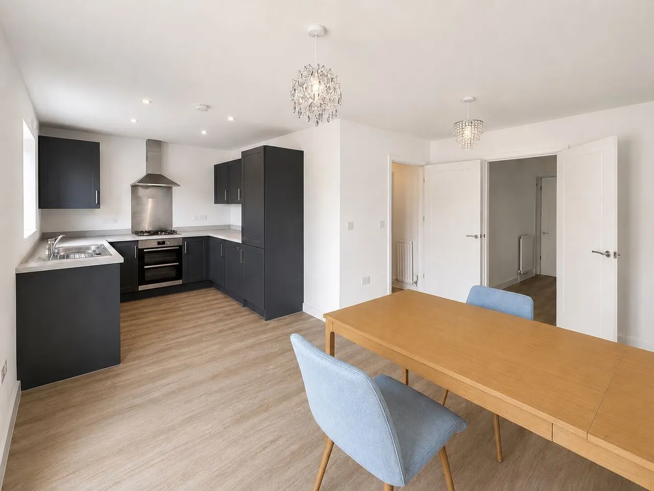 Priestley Drive, MK4, photo 2