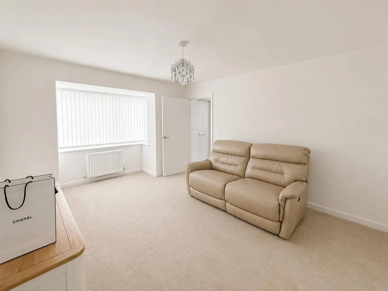 Priestley Drive, MK4, photo 5