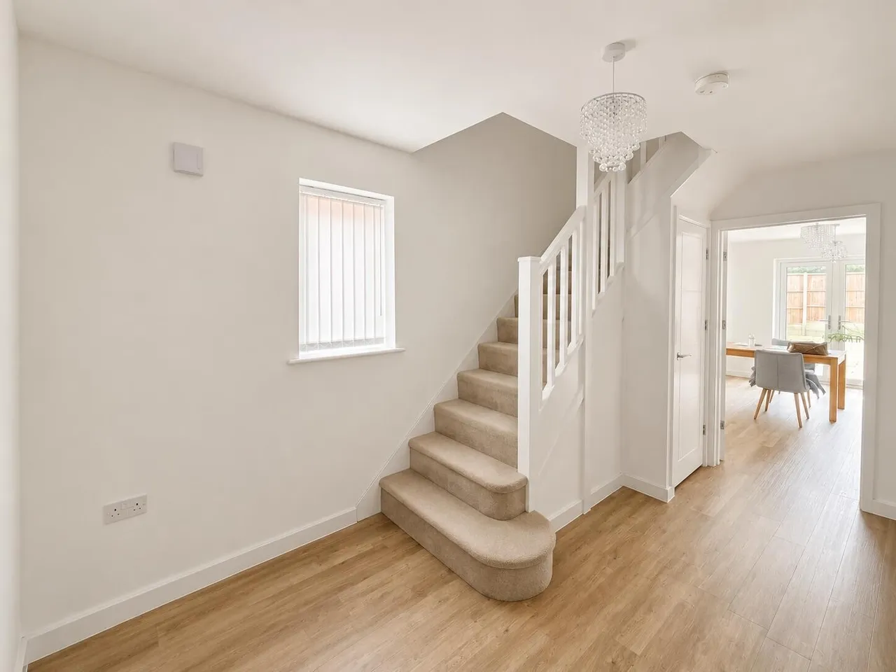 Priestley Drive, MK4, photo 4