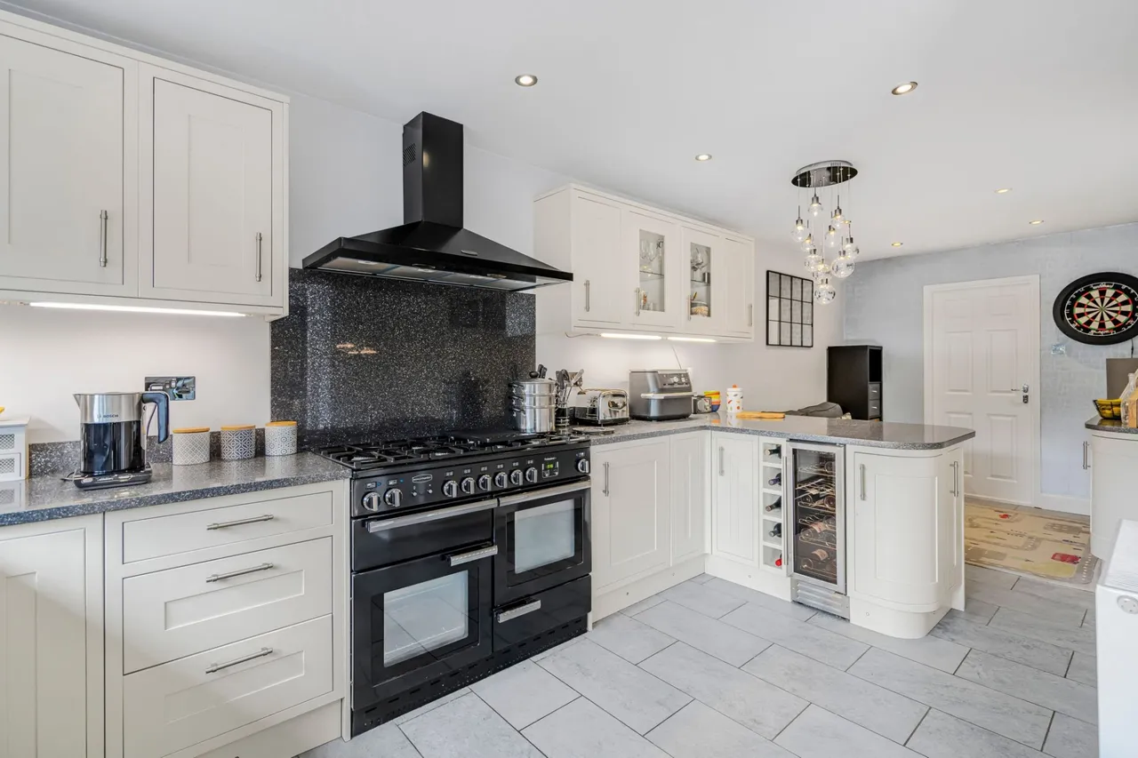 Stock Field Close, Hazlemere, HP15, photo 2