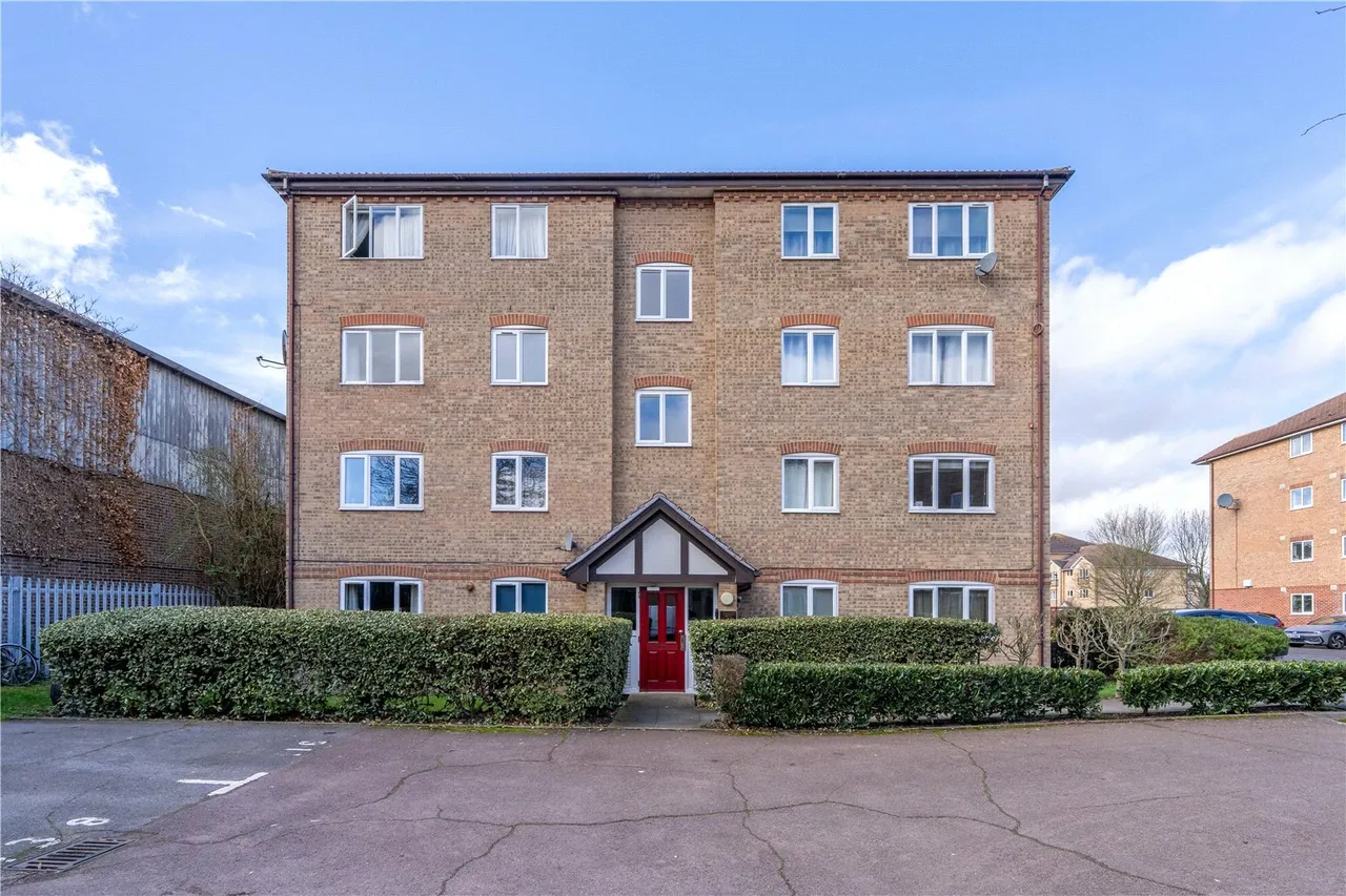 1 bed flat to rent — Varsity Drive, Twickenham, TW1 1AL