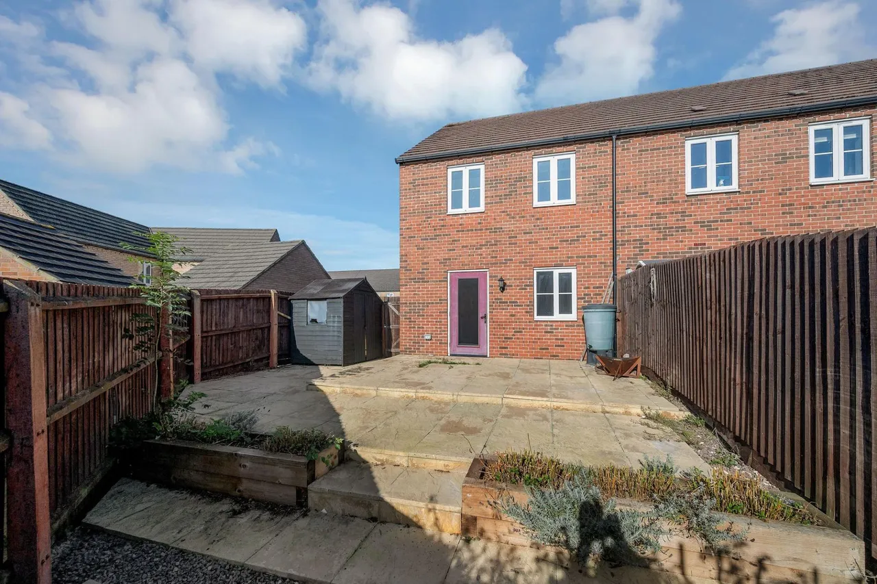 Groves Crescent, Stamford, PE9, photo 14