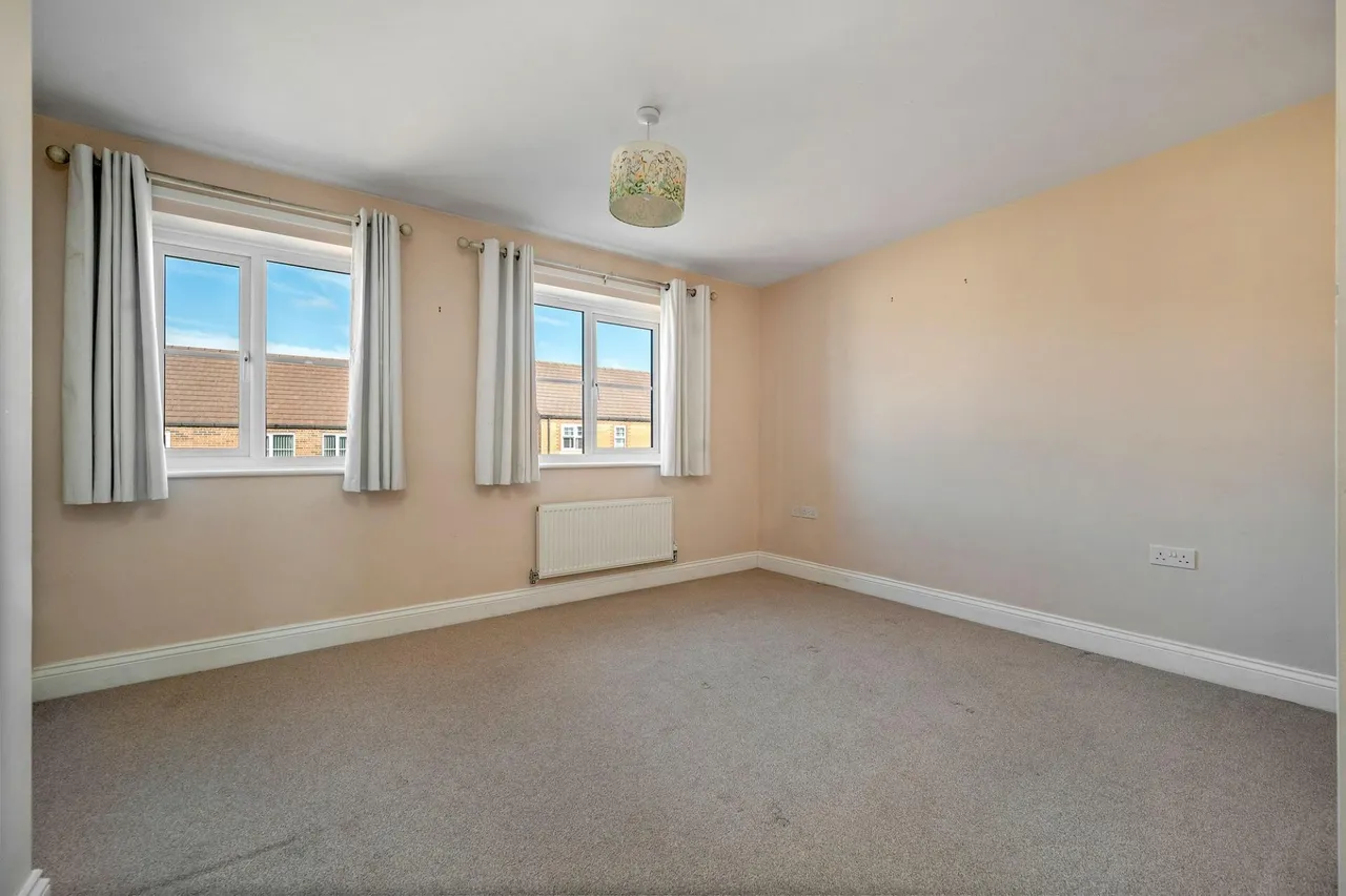 Groves Crescent, Stamford, PE9, photo 8