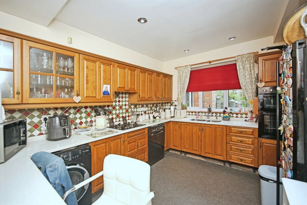 Kineton Green Road, Solihull, B92, photo 11