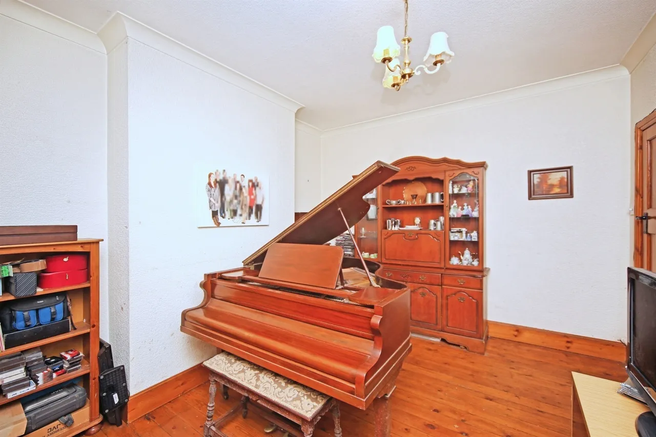Kineton Green Road, Solihull, B92, photo 4
