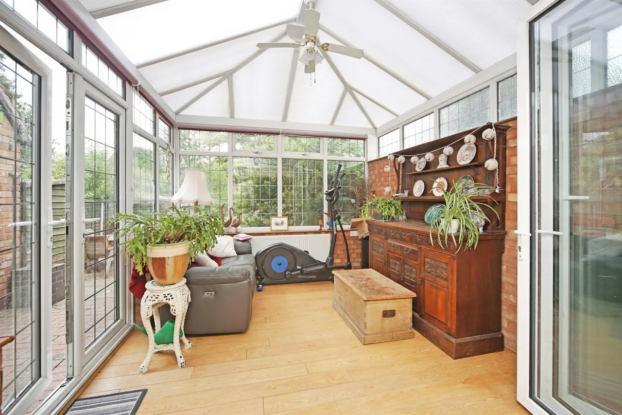 Kineton Green Road, Solihull, B92, photo 8