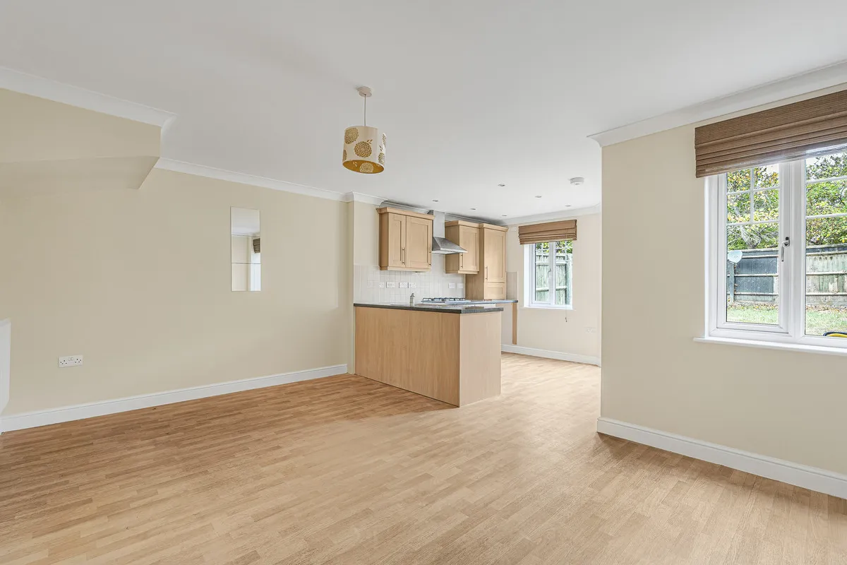 Pease Place, Didcot, photo 3