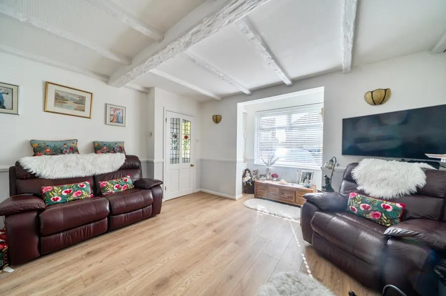 Manor Lane, Sunbury-On-Thames, TW16, photo 8