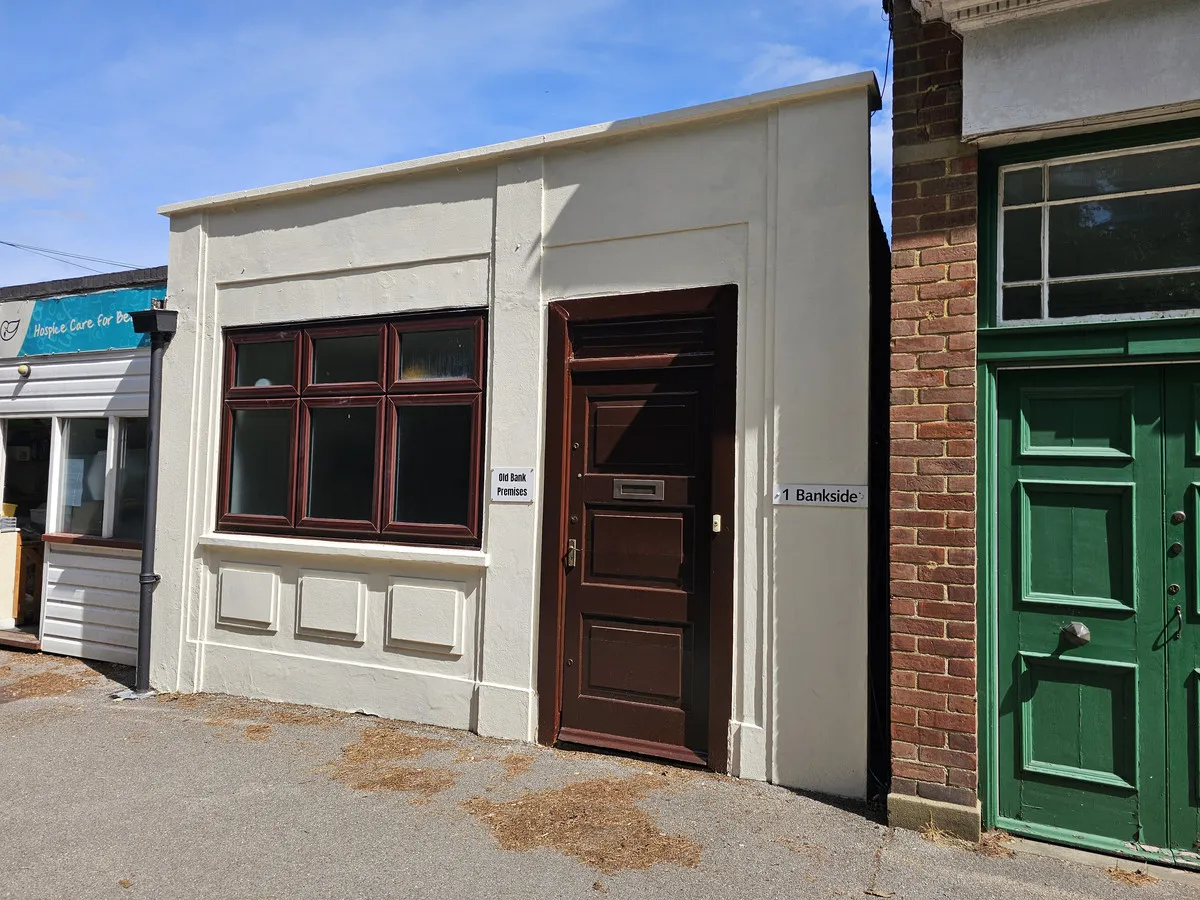 commercial property to rent, Churt Road, Hindhead, GU26