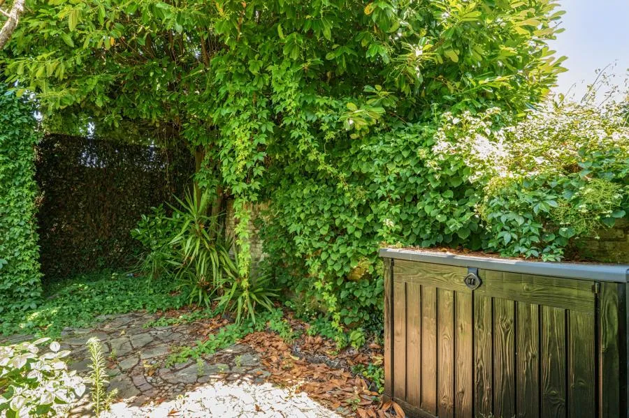 Back Lane, London, NW3, photo 16