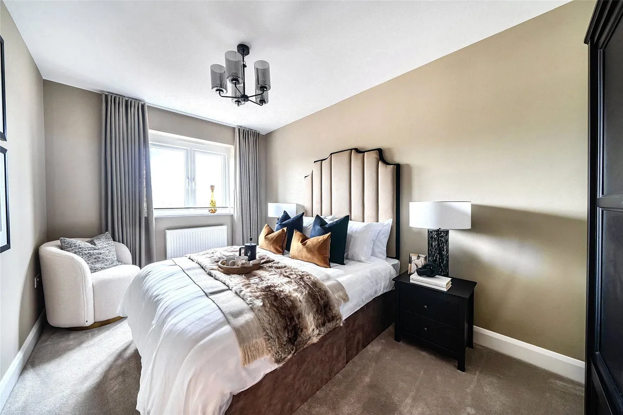 26 Priors View, Priory Meadows, Gloucestershire, Hempsted, GL2 5GY, photo 8