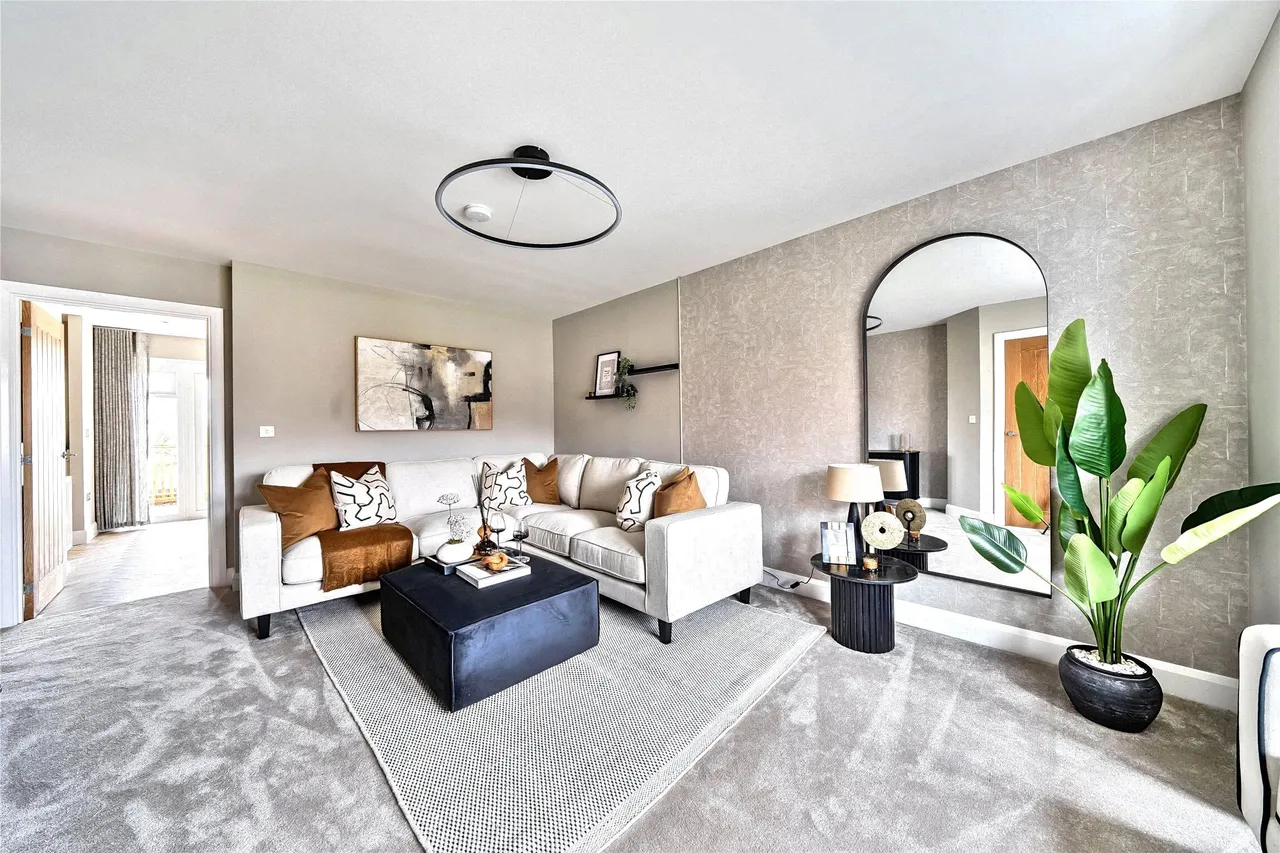 26 Priors View, Priory Meadows, Gloucestershire, Hempsted, GL2 5GY, photo 6