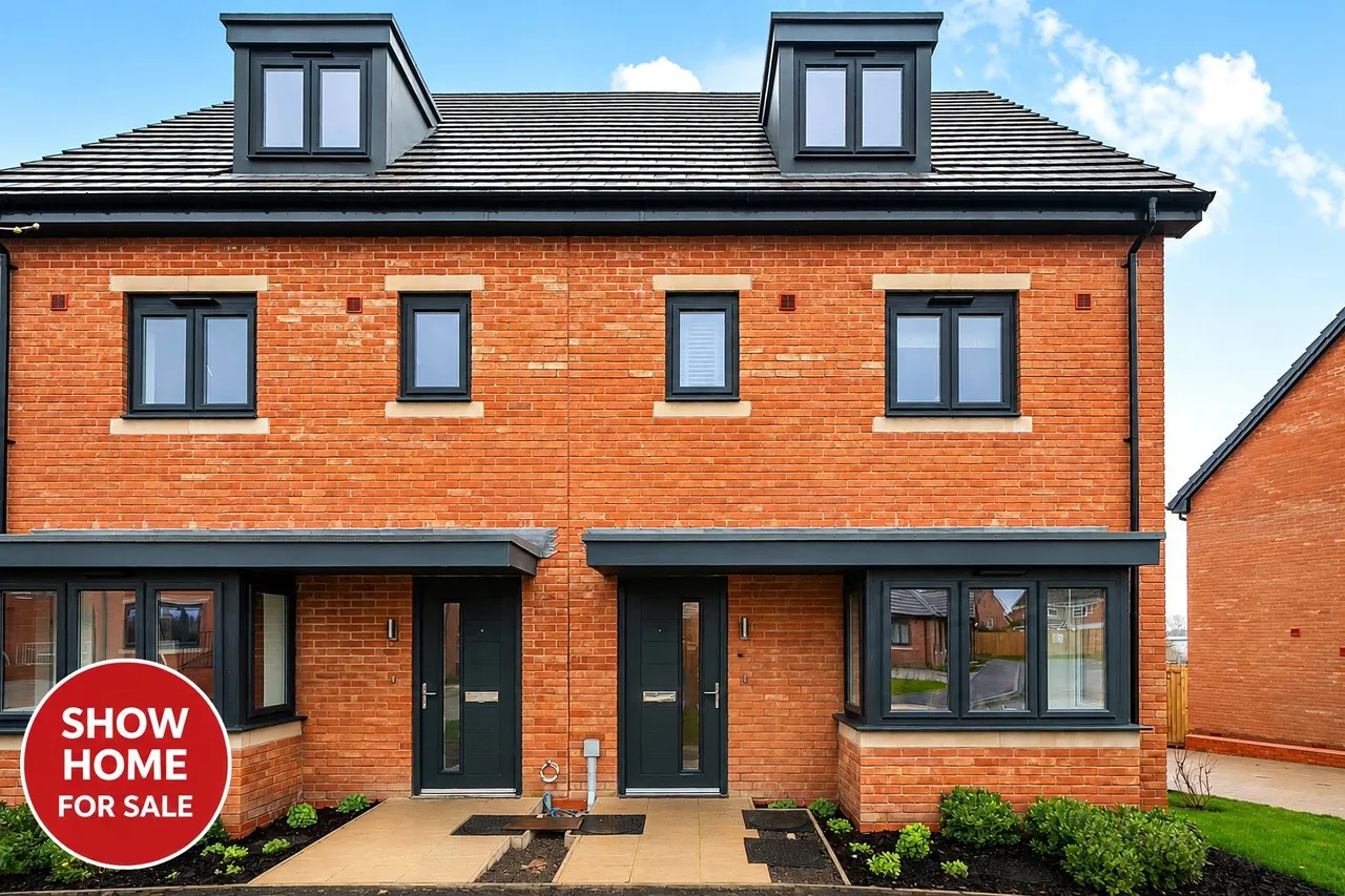 4 bed house for sale — 26 Priors View, Priory Meadows, Gloucestershire, Hempsted, GL2 5GY