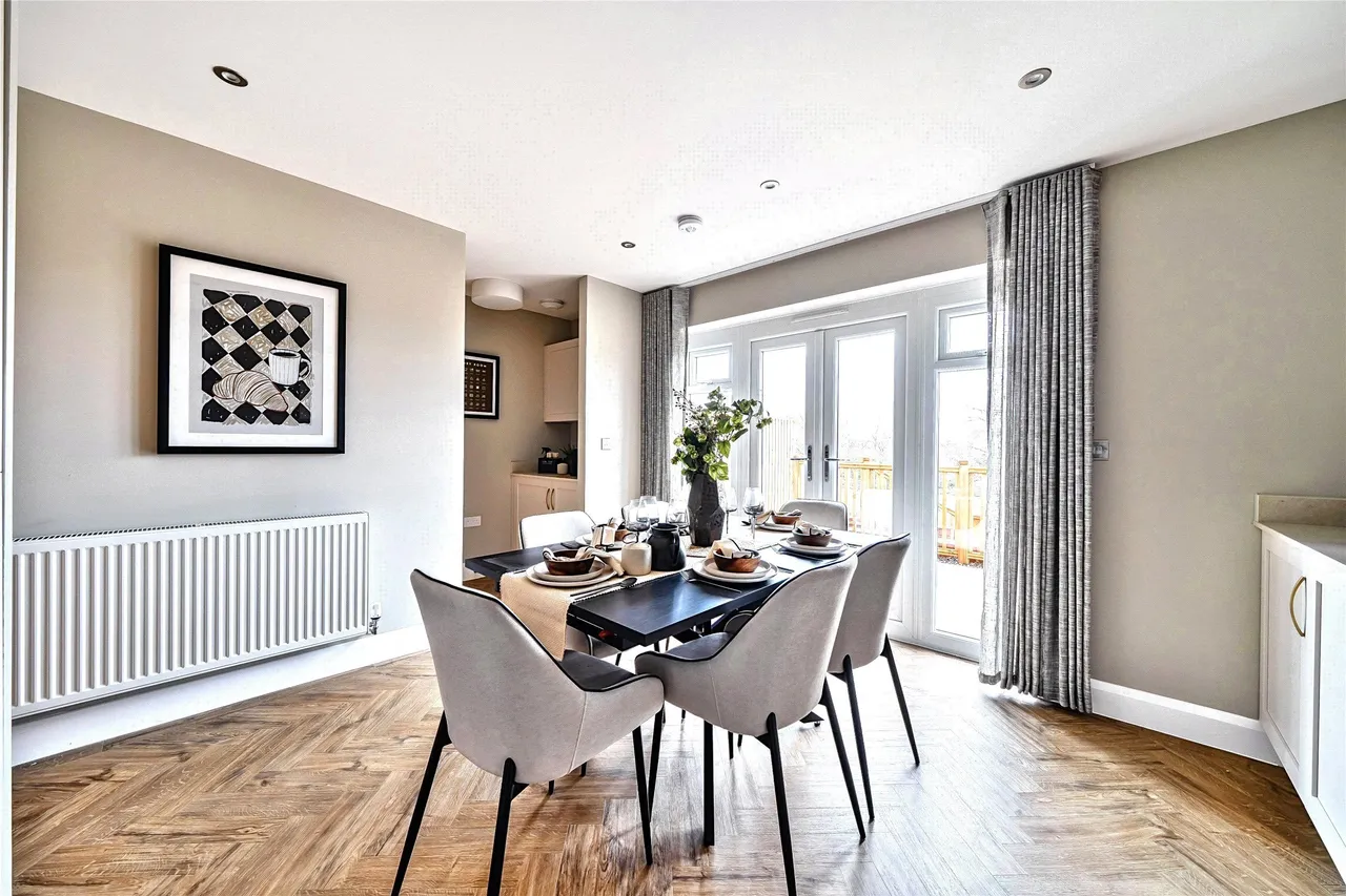 26 Priors View, Priory Meadows, Gloucestershire, Hempsted, GL2 5GY, photo 20