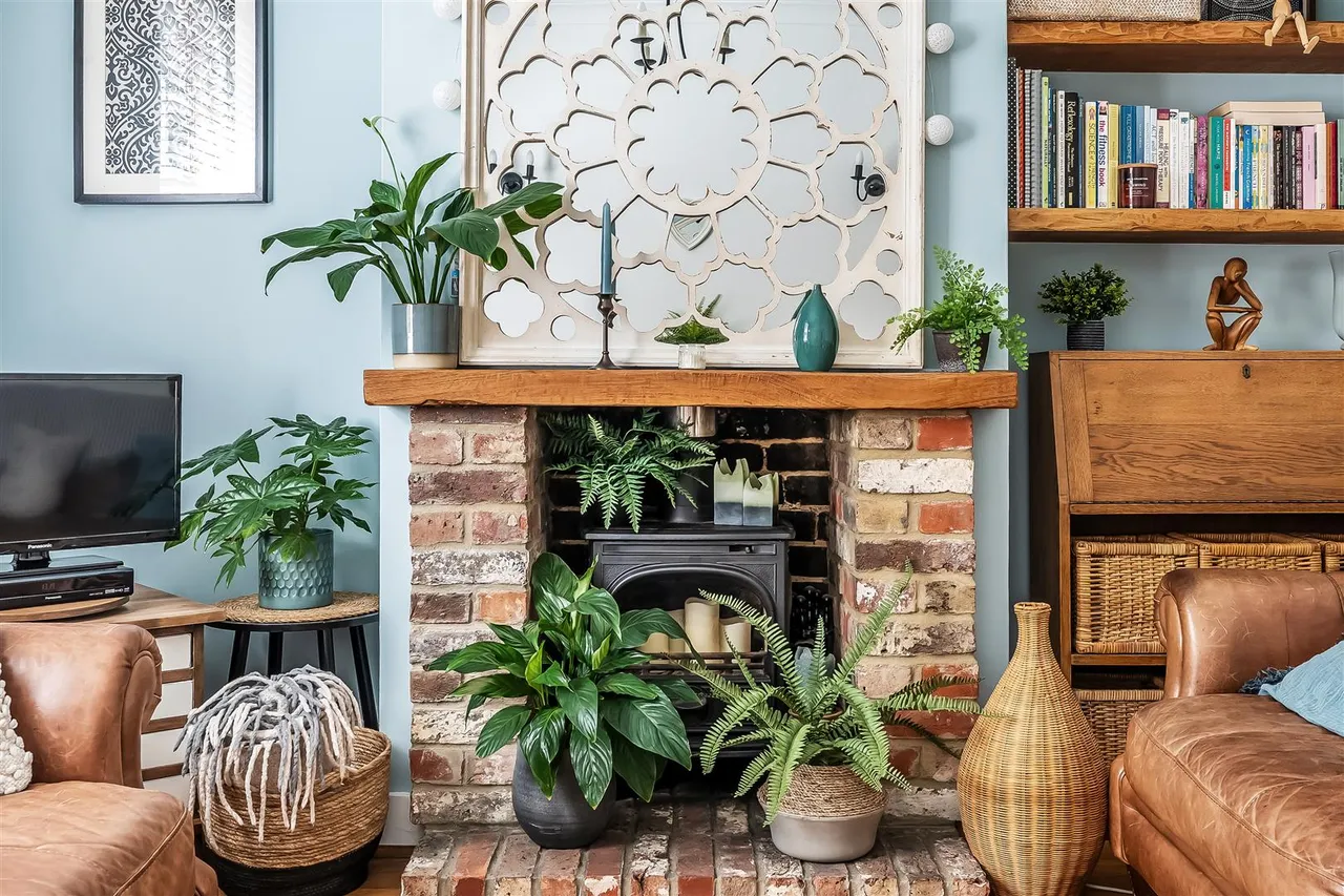 Dene Street Gardens, Dorking, RH4, photo 19