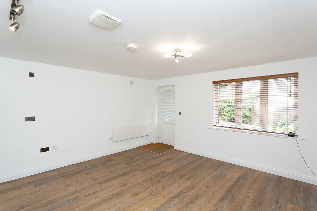 Flat, 3 Hollingsworth Mews, Watford, photo 5
