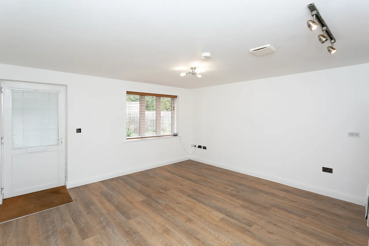Flat, 3 Hollingsworth Mews, Watford, photo 2