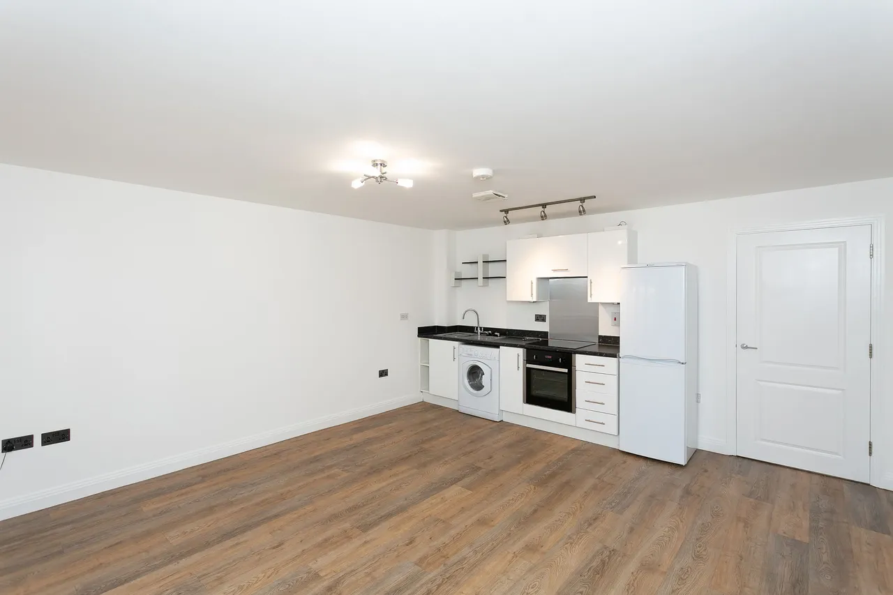 Flat, 3 Hollingsworth Mews, Watford, photo 3