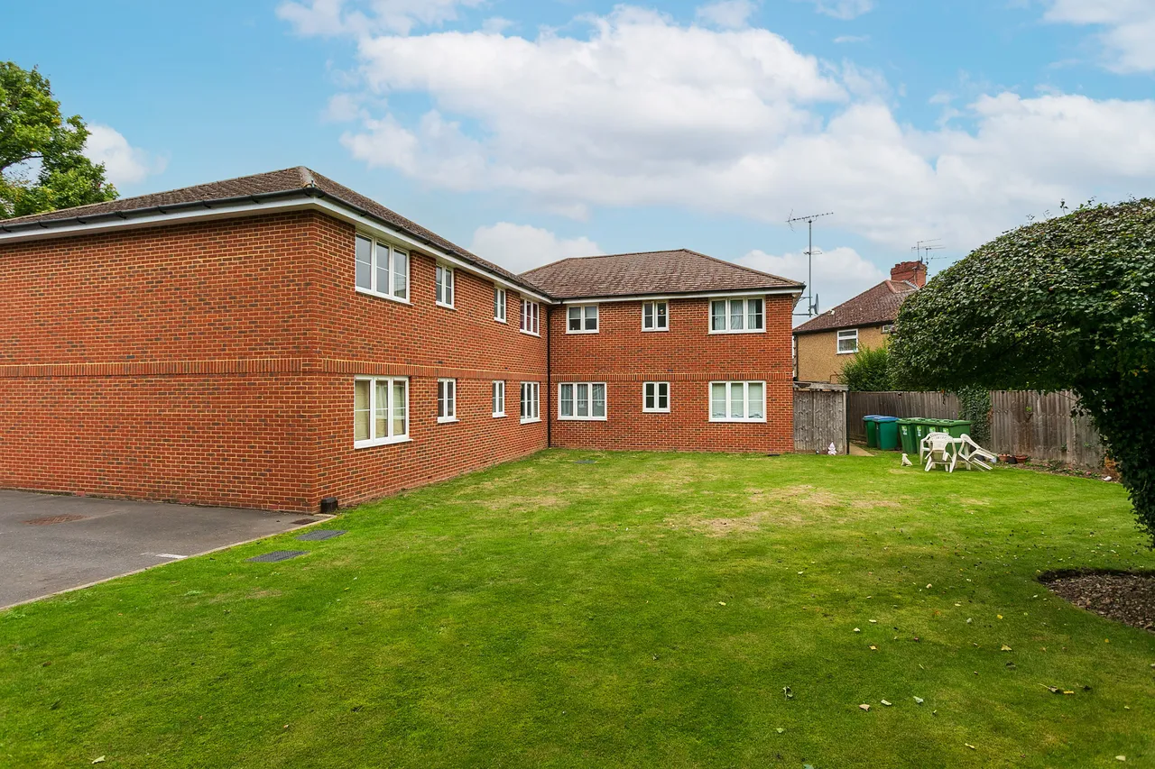 Flat, 3 Hollingsworth Mews, Watford, photo 12
