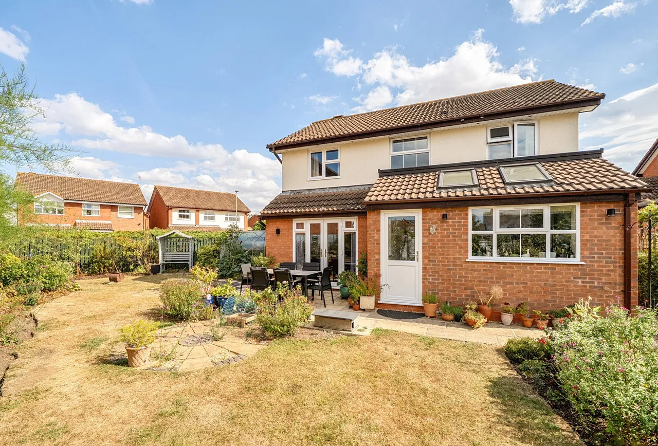 Meadow Lane, Gloucestershire, Up Hatherley, GL51 3NP, photo 14