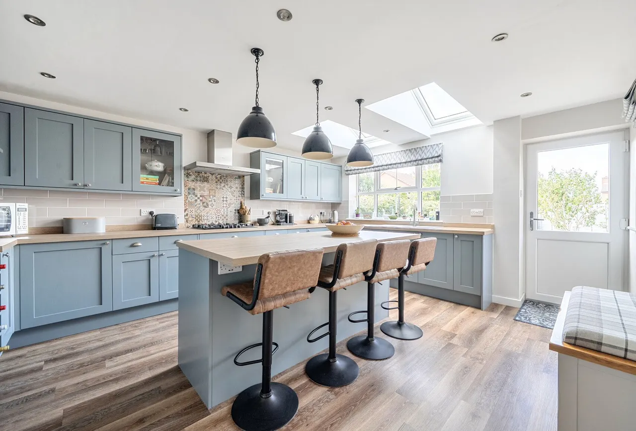 Meadow Lane, Gloucestershire, Up Hatherley, GL51 3NP, photo 5
