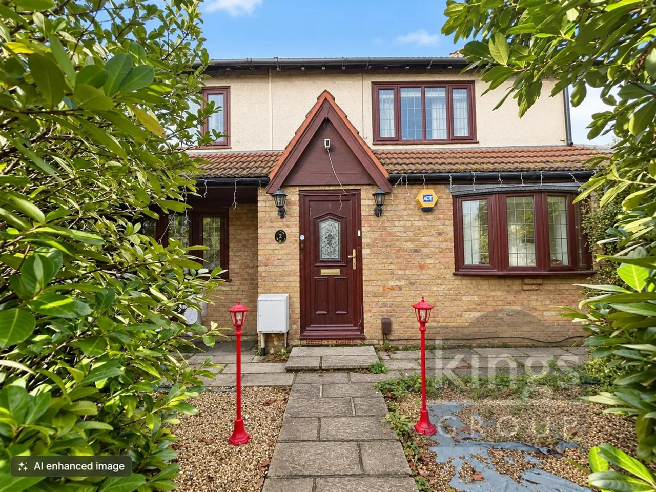 4 bed house for sale, Mead Crescent, London